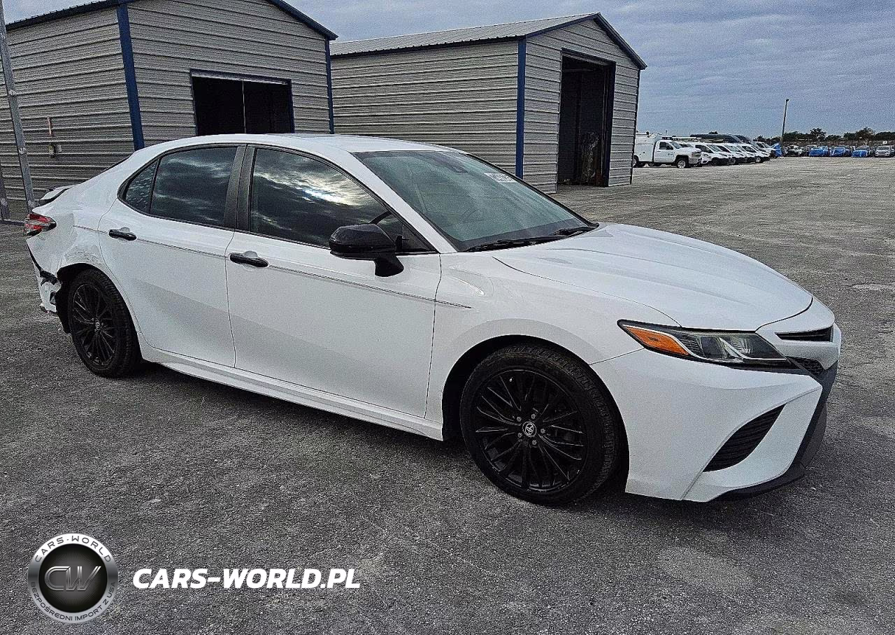 2019 Toyota Camry L VIN:4T1B11HK5KU261164 - 4