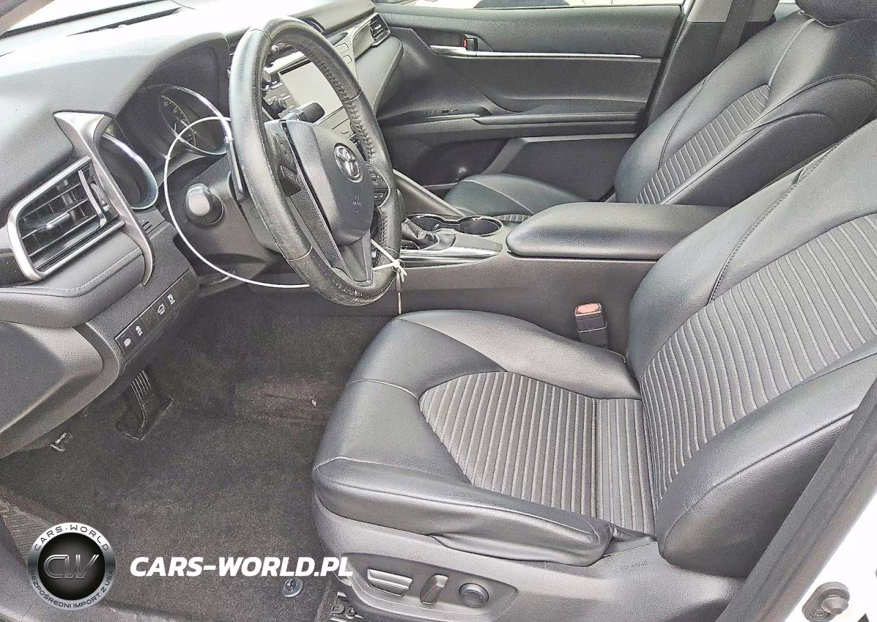 2019 Toyota Camry L VIN:4T1B11HK5KU261164 - 7