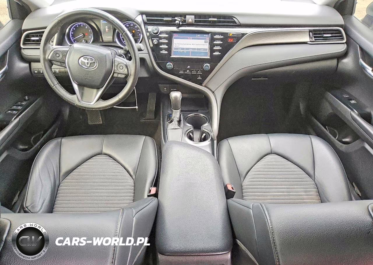 2019 Toyota Camry L VIN:4T1B11HK5KU261164 - 8