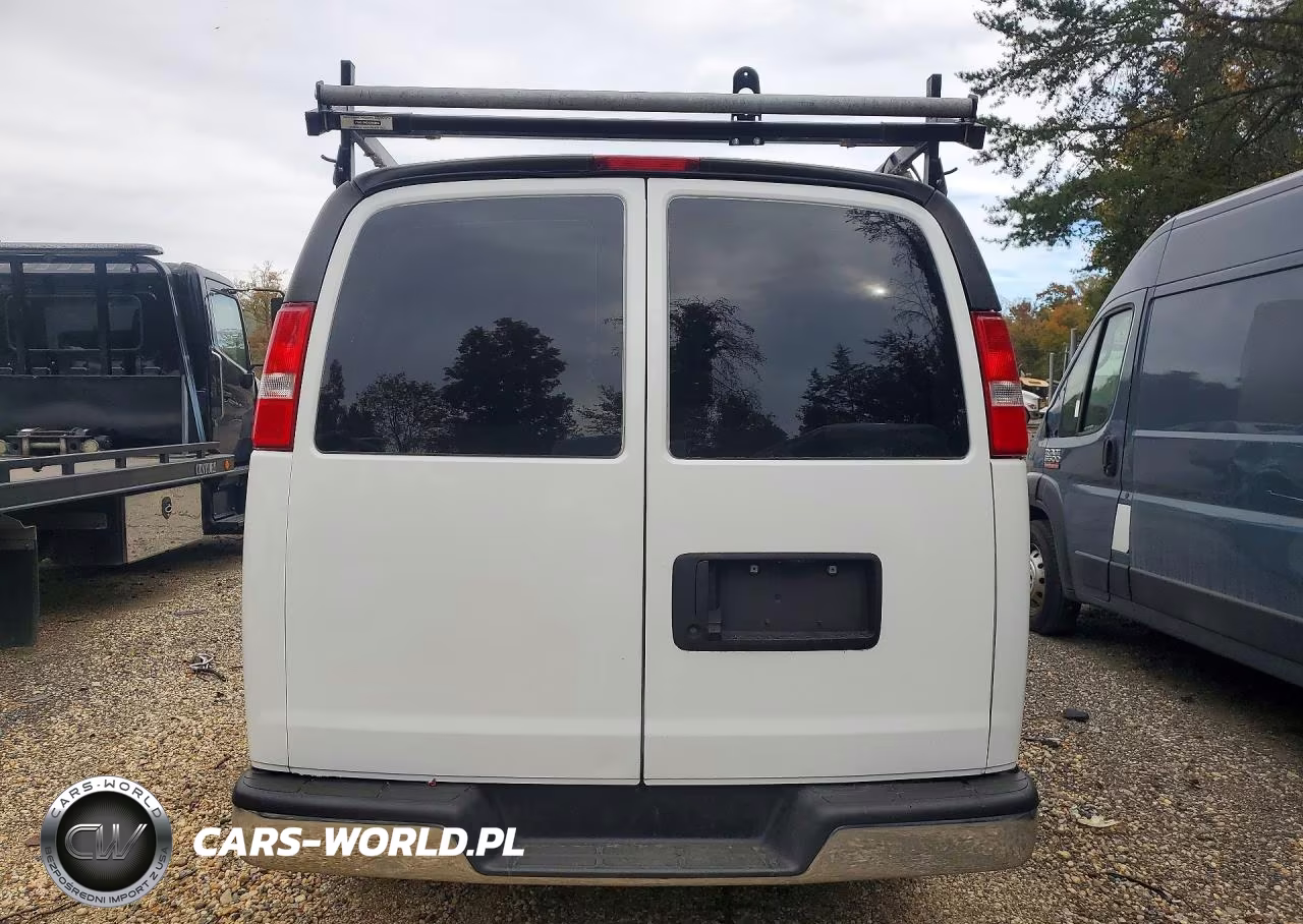 2023 Chevrolet Express G2500 VIN:1GCWGAFP2P1247279 - 6