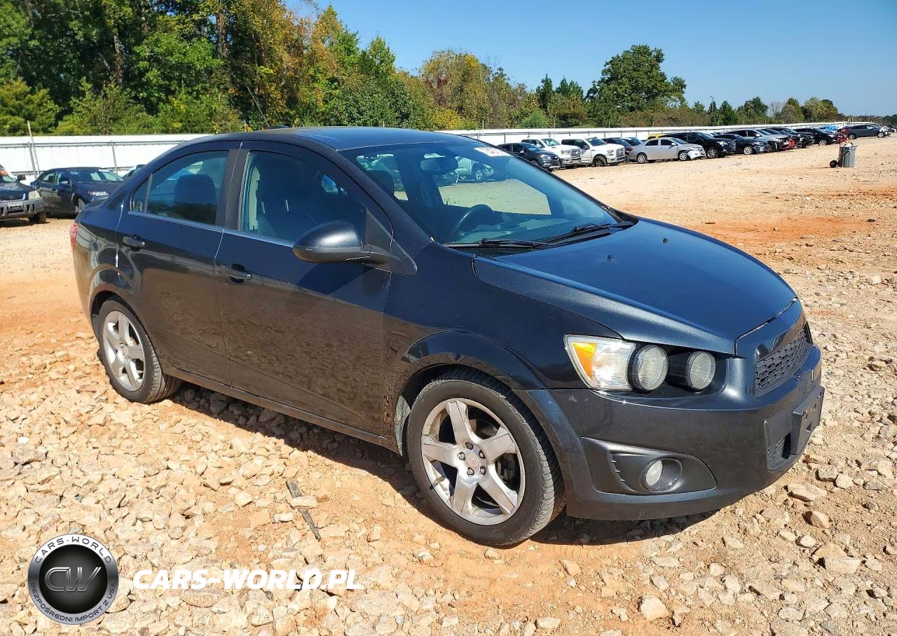 2016 Chevrolet Sonic Ltz VIN:1G1JE5SB0G4154687 - 4