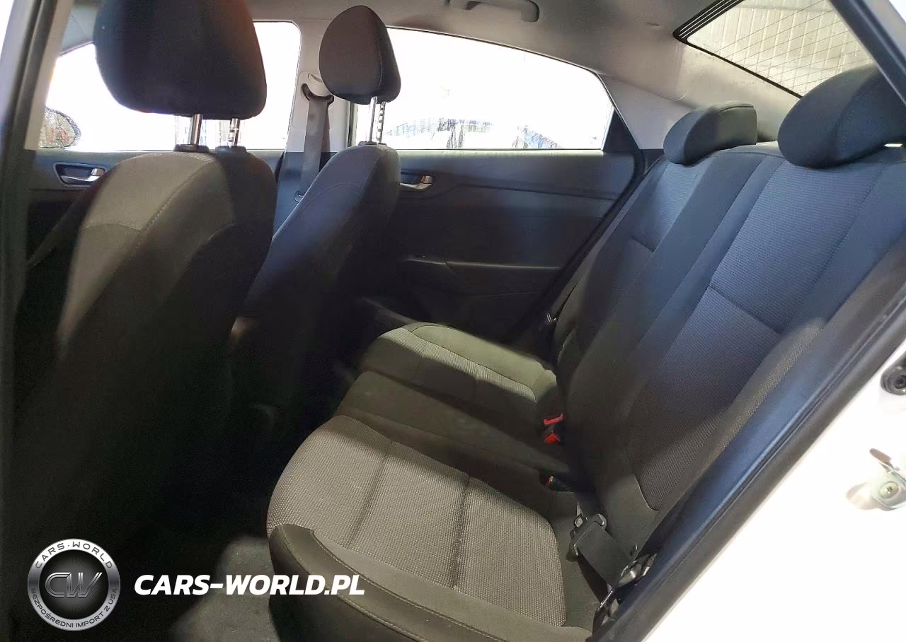 2019 Hyundai Accent Sel VIN:3KPC24A30KE070325 - 10