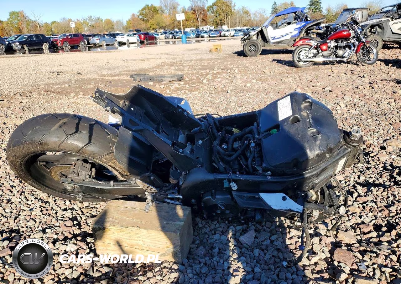 2005 Yamaha Yzfr1