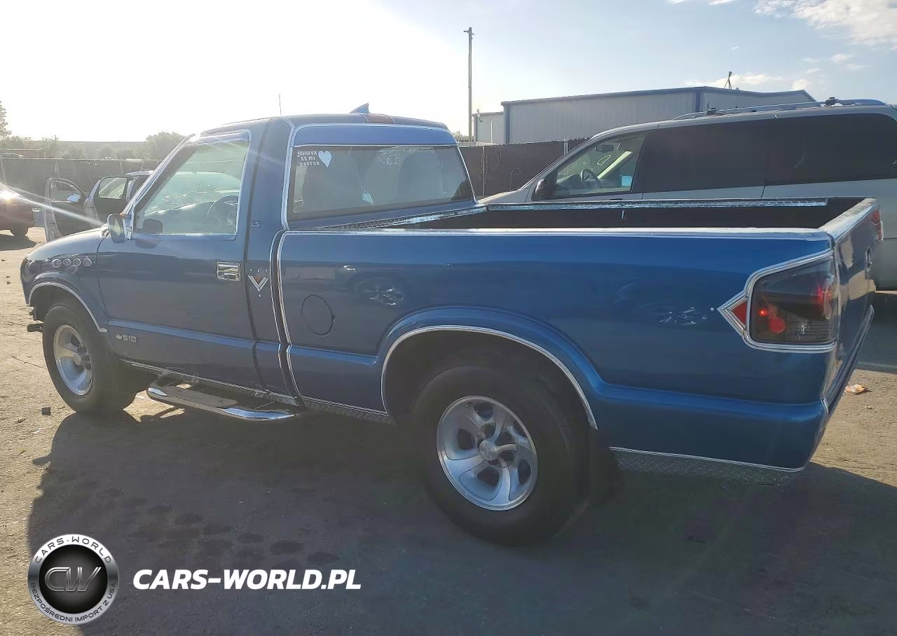 2000 Chevrolet S Truck S10 VIN:1GCCS1450YK281588 - 2