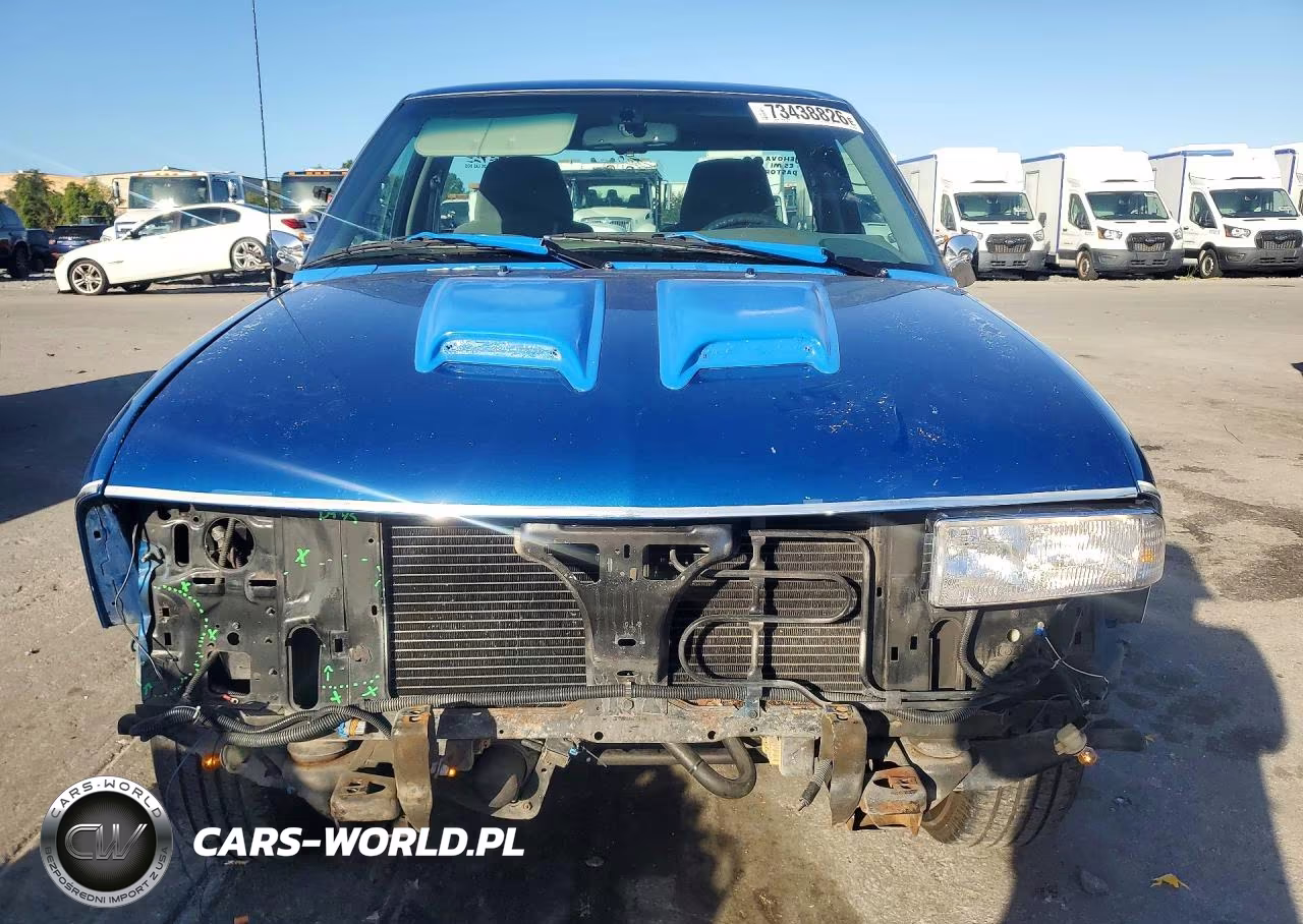 2000 Chevrolet S Truck S10 VIN:1GCCS1450YK281588 - 5