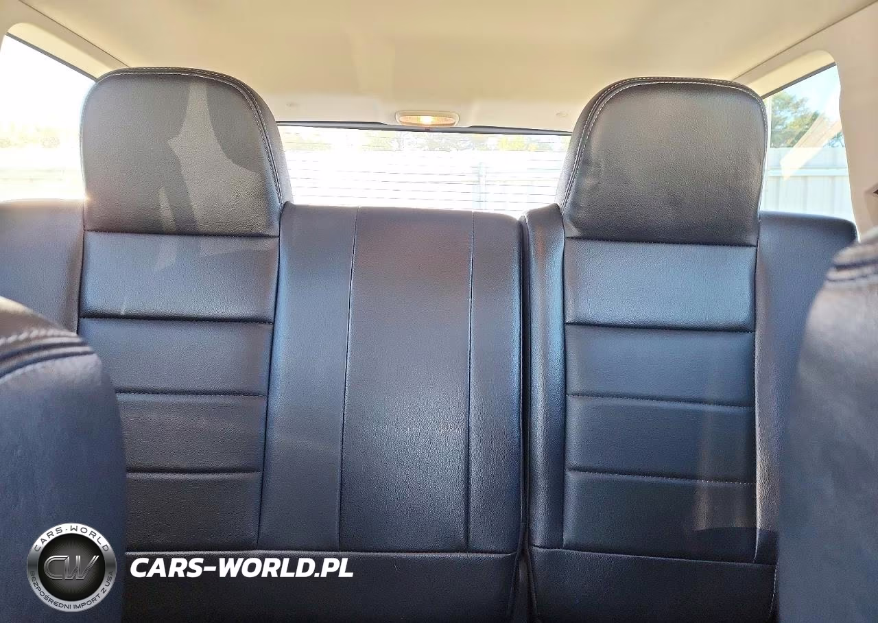 2014 Jeep Patriot Latitude VIN:1C4NJPFA4ED680755 - 10