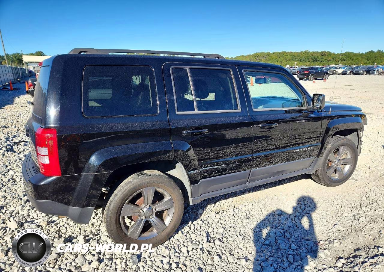 2014 Jeep Patriot Latitude VIN:1C4NJPFA4ED680755 - 3