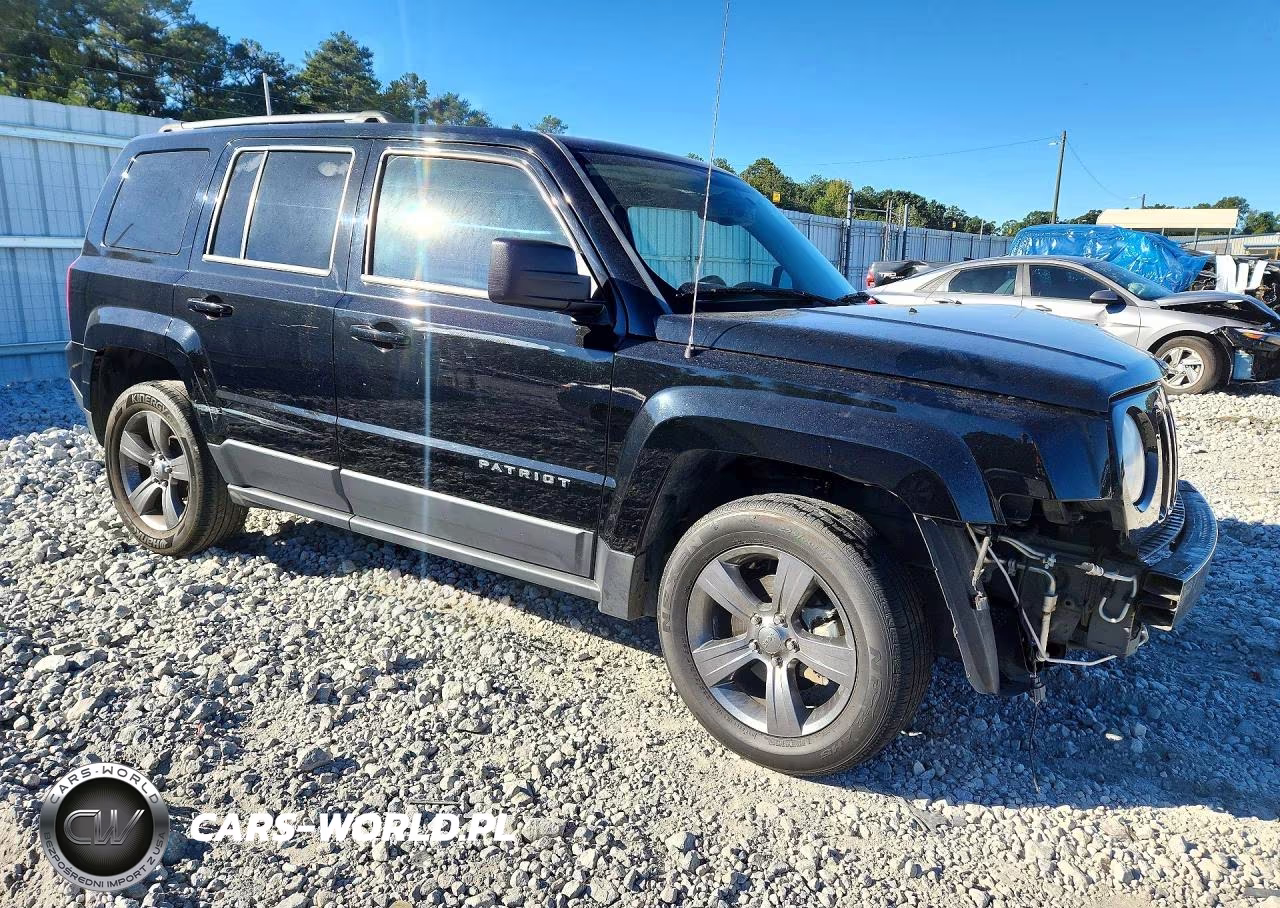 2014 Jeep Patriot Latitude VIN:1C4NJPFA4ED680755 - 4