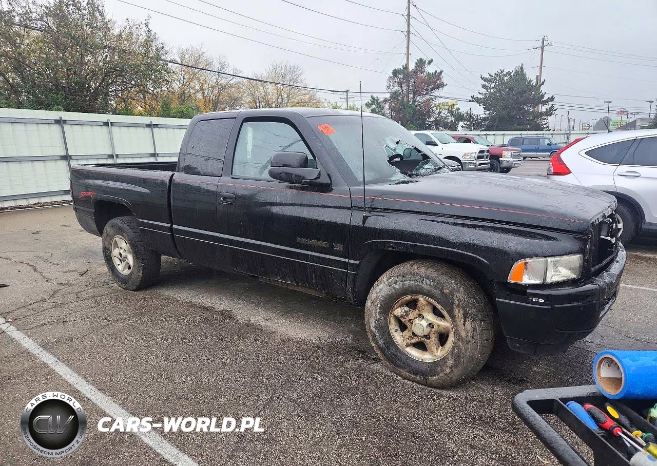 1997 Dodge Ram 1500 VIN:3B7HC13Y6VG808910 - 4