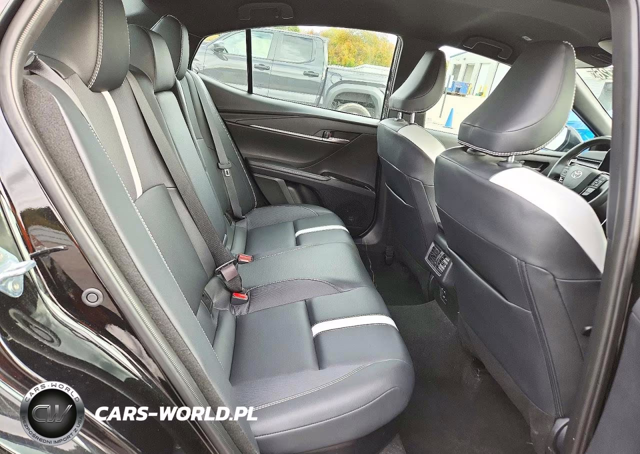 2025 Toyota Camry Se VIN:4T1DAACK2SU163662 - 10