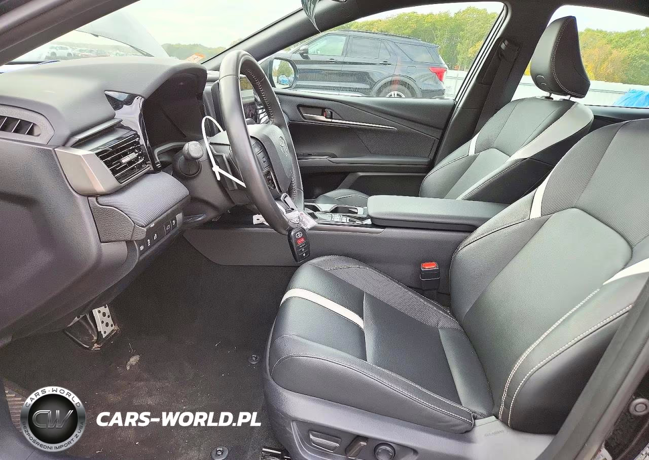 2025 Toyota Camry Se VIN:4T1DAACK2SU163662 - 7