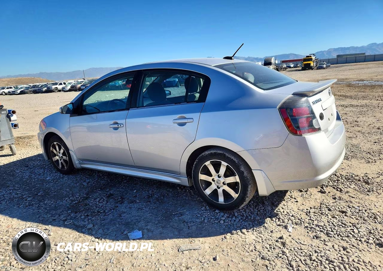 2012 Nissan Sentra 2.0 VIN:3N1AB6AP7CL676033 - 2
