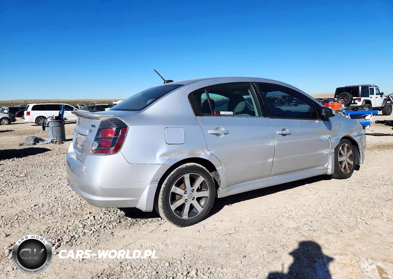 2012 Nissan Sentra 2.0 VIN:3N1AB6AP7CL676033 - 3