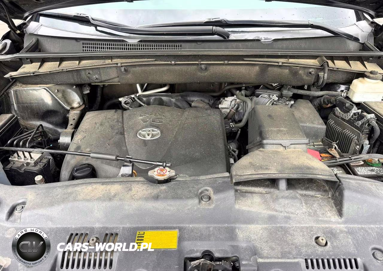 2019 Toyota Highlander Le VIN:5TDBZRFH1KS964588 - 11