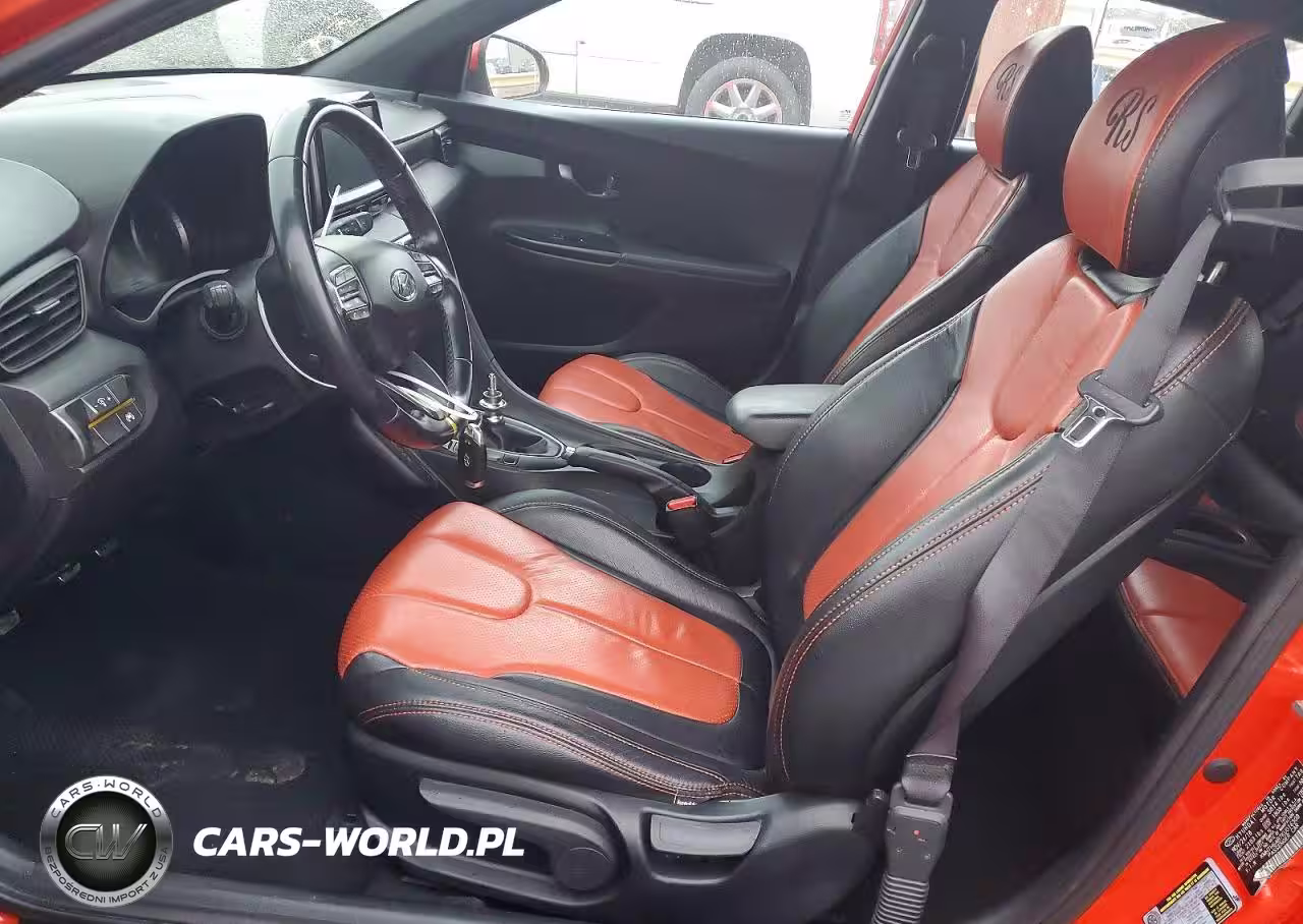 2019 Hyundai Veloster Turbo VIN:KMHTH6AB7KU016308 - 7