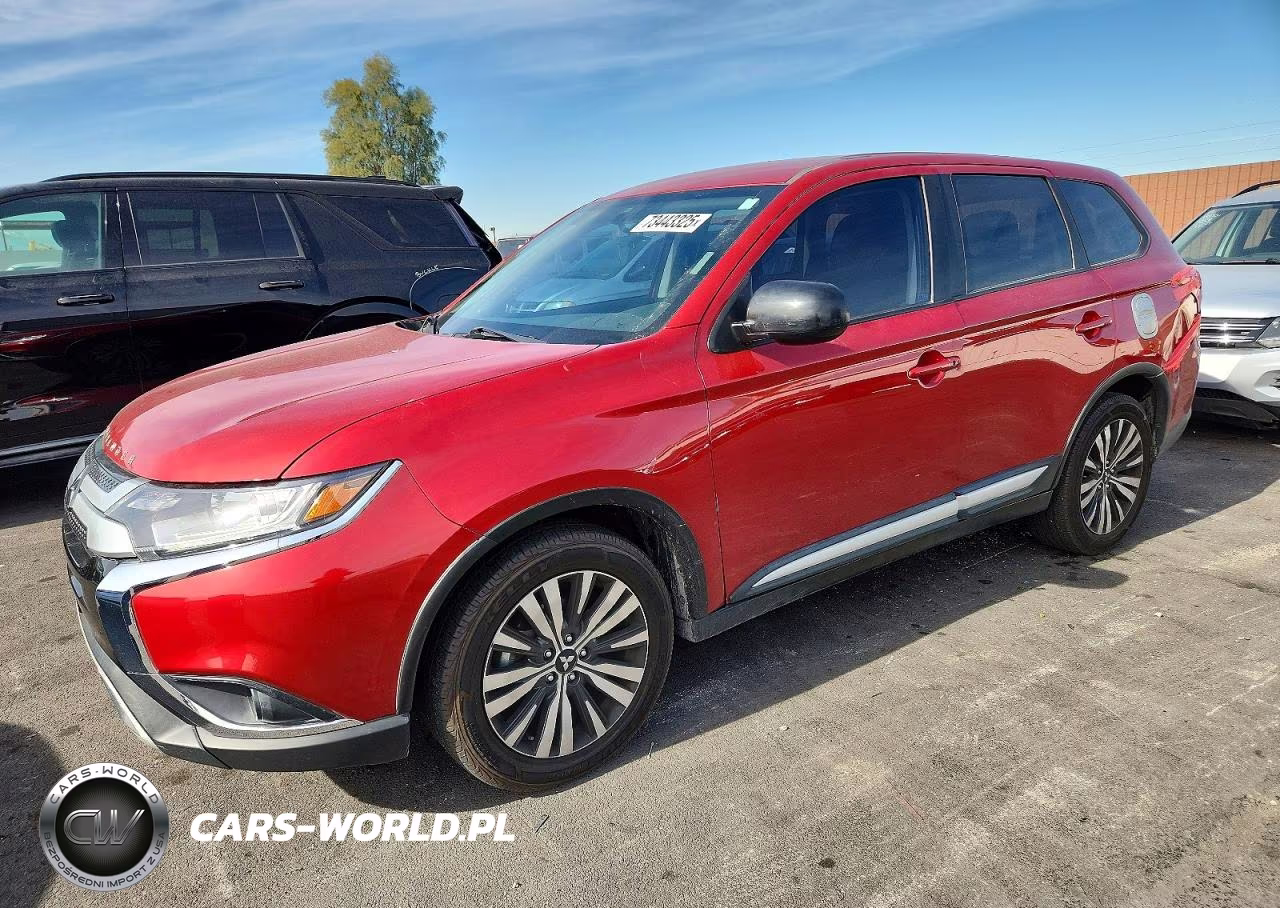 2019 Mitsubishi Outlander Es