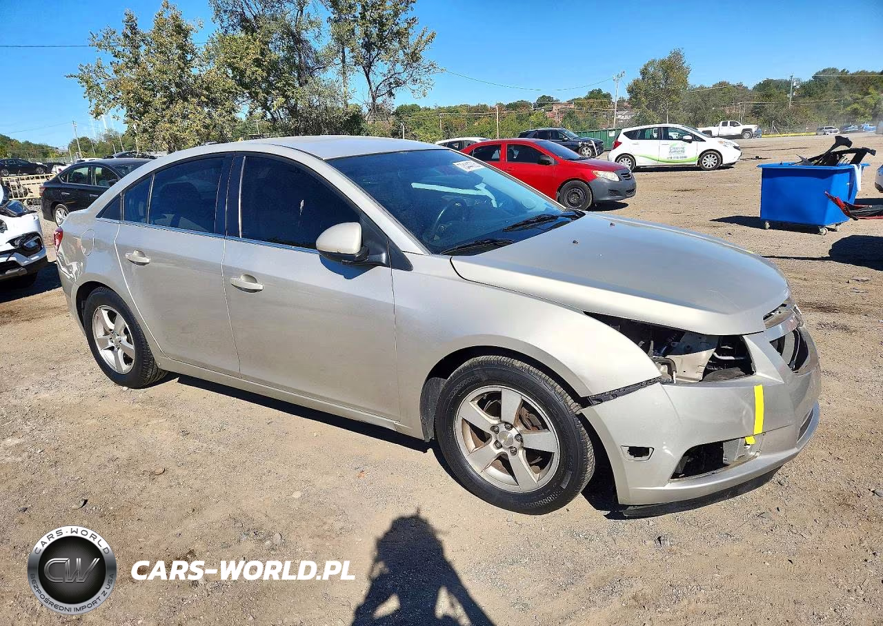 2014 Chevrolet Cruze Lt VIN:1G1PC5SB4E7200274 - 4