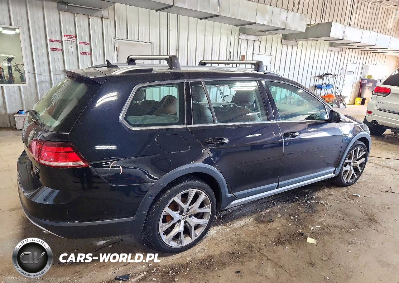 2019 Volkswagen Golf Alltrack S VIN:3VWH17AU7KM512412 - 3