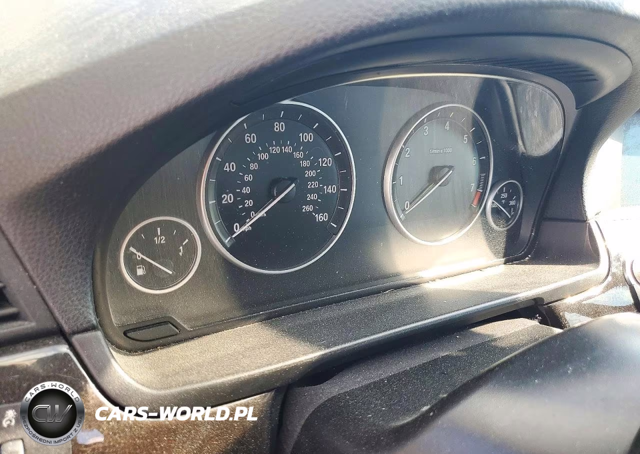 2012 BMW 528 I VIN:WBAXG5C56CDY30085 - 9