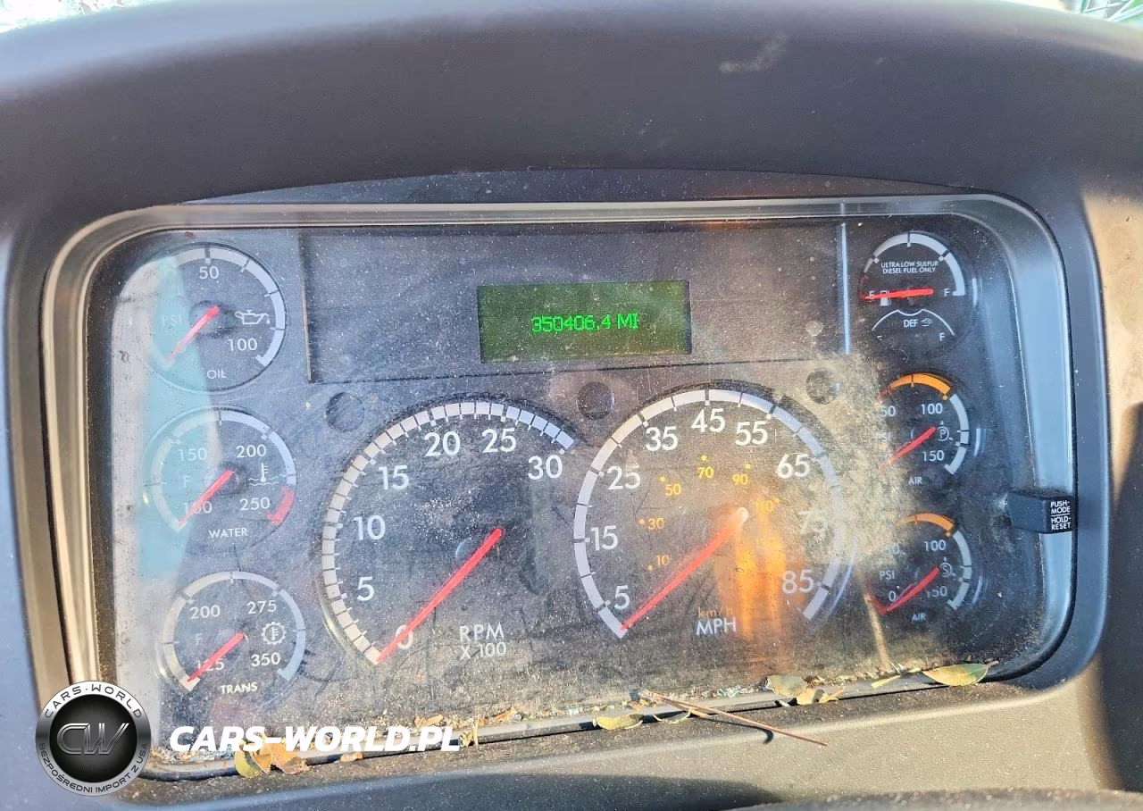 2020 Freightliner M2 106 Medium Duty VIN:1FVACWD23LHLX4834 - 8