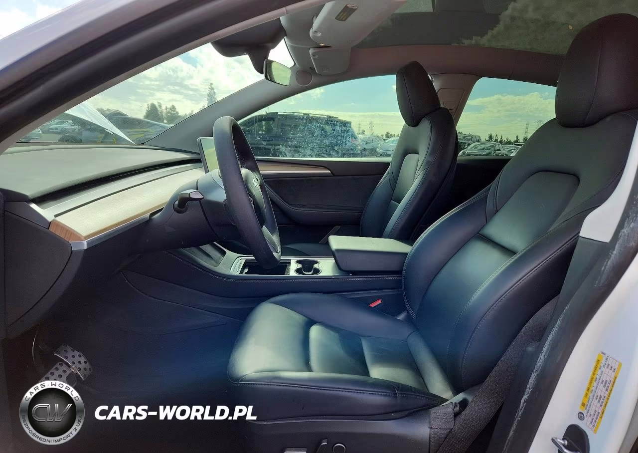 2024 Tesla Model Y VIN:7SAYGDEE2RA259436 - 7
