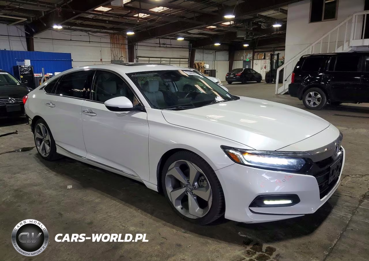 2018 Honda Accord Touring VIN:1HGCV2F99JA041675 - 4