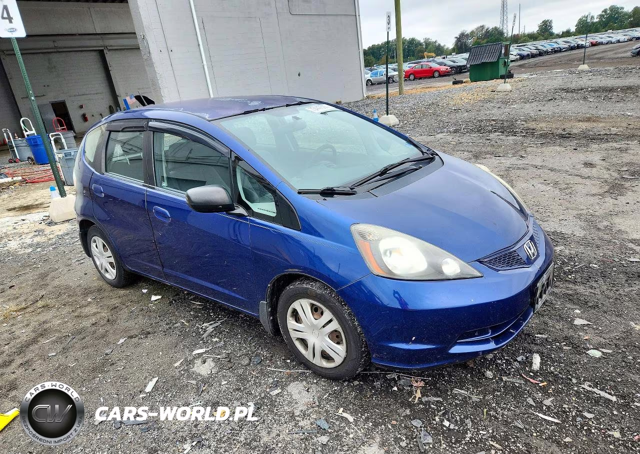 2010 Honda Fit VIN:JHMGE8H29AC015325 - 4