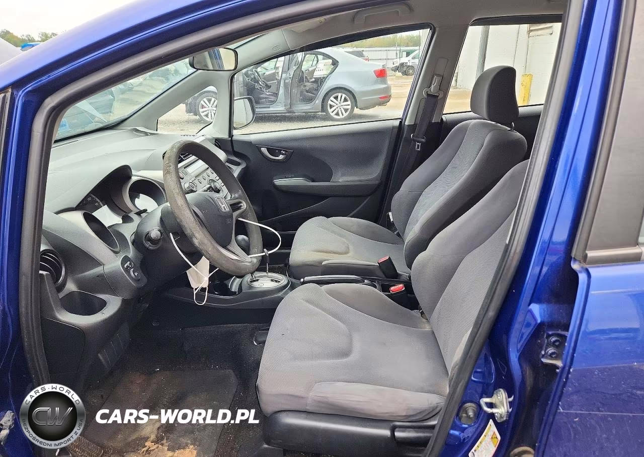 2010 Honda Fit VIN:JHMGE8H29AC015325 - 7