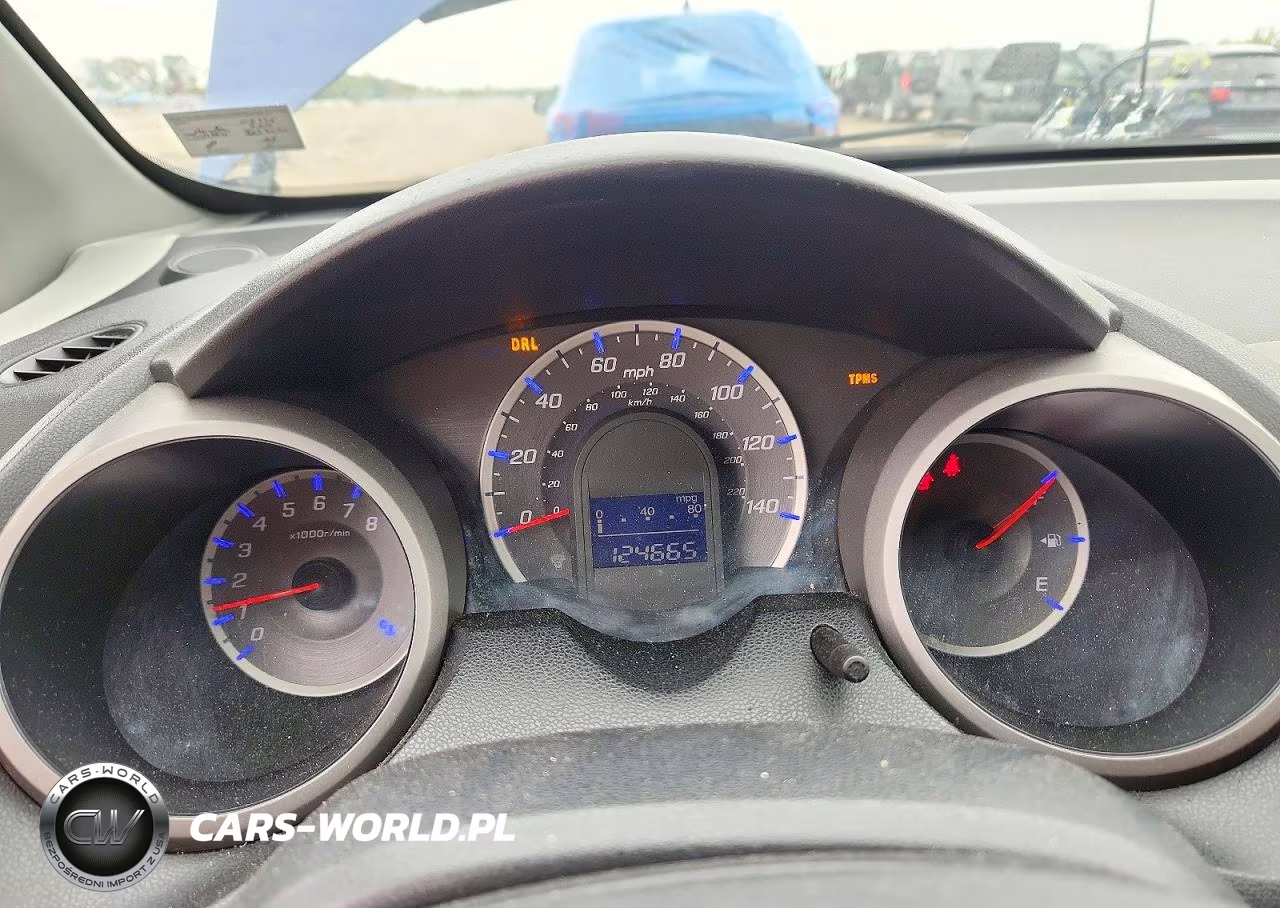 2010 Honda Fit VIN:JHMGE8H29AC015325 - 9