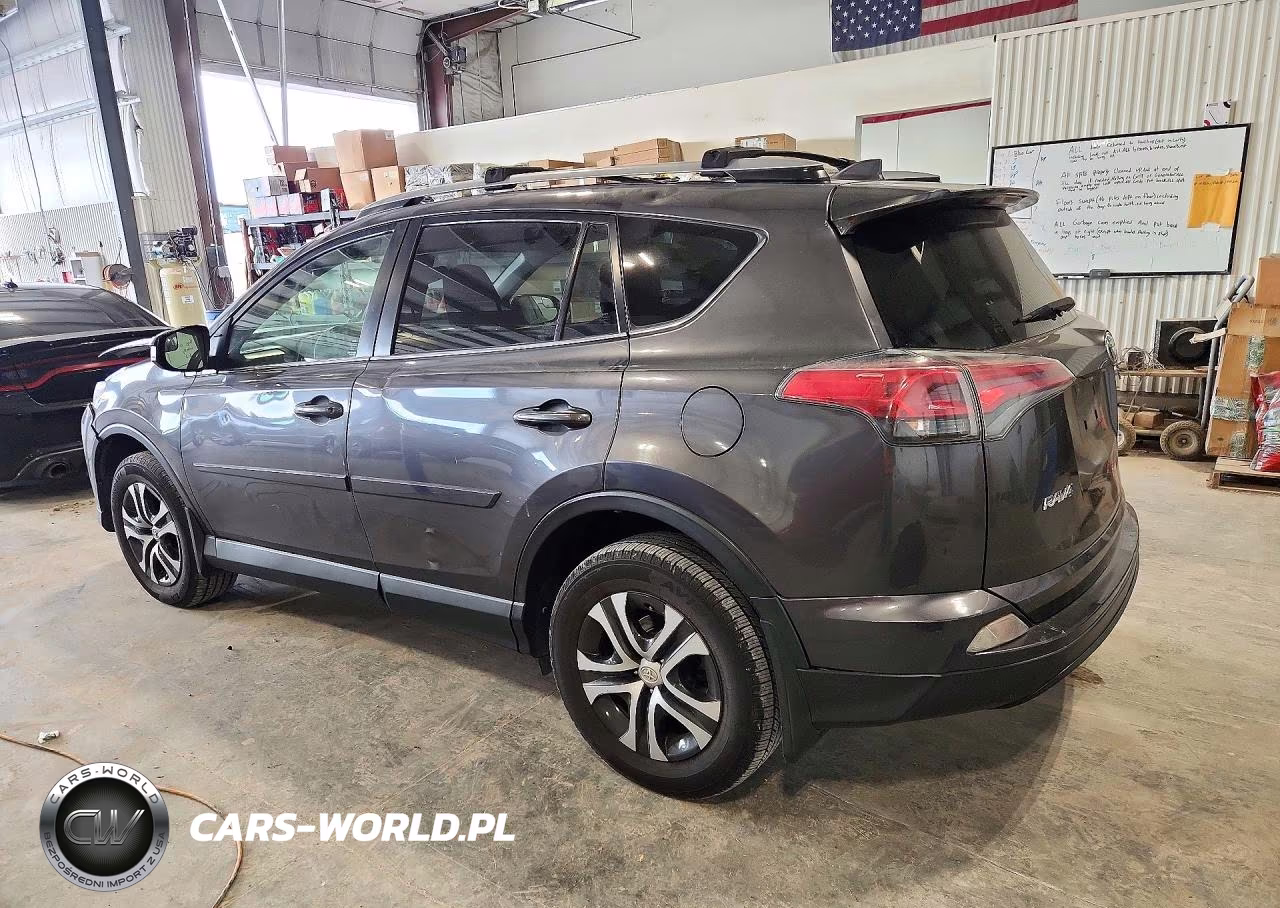 2017 Toyota Rav4 Le VIN:JTMBFREV3HJ122602 - 2