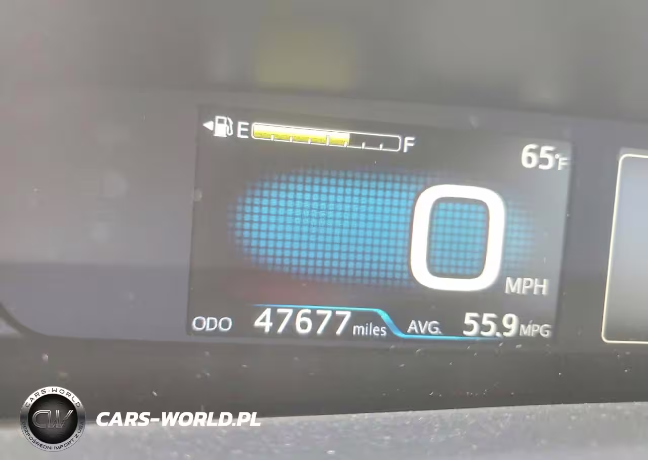 2016 Toyota Prius VIN:JTDKARFU0G3516372 - 9