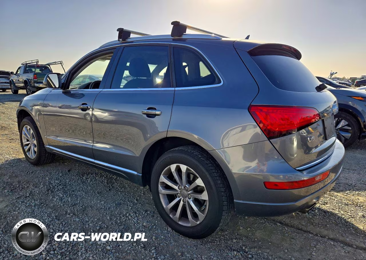 2016 Audi Q5 Premium VIN:WA1C2AFP9GA075246 - 2