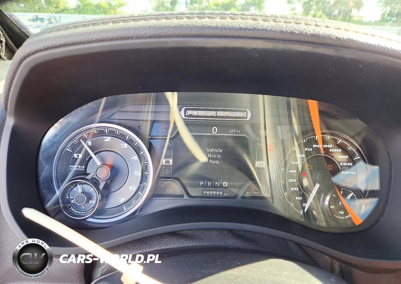 2019 Ram 2500 Powerwagon VIN:3C6TR5EJ8KG709184 - 9