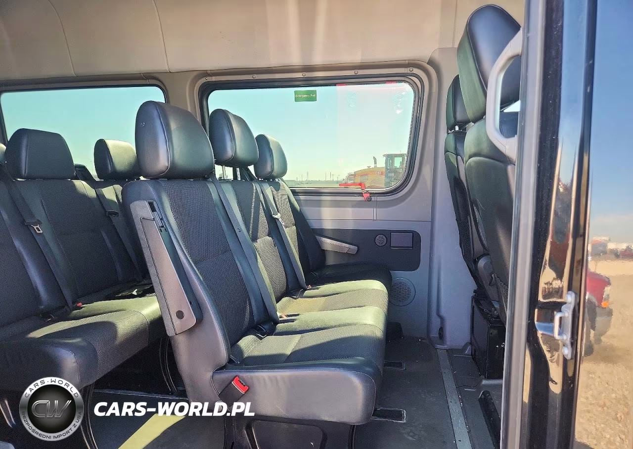 2018 Mercedes-Benz Sprinter 2500 VIN:WDZPE8CD4JP645353 - 11