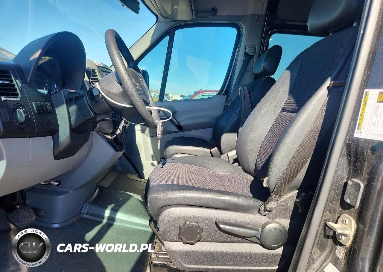 2018 Mercedes-Benz Sprinter 2500 VIN:WDZPE8CD4JP645353 - 7