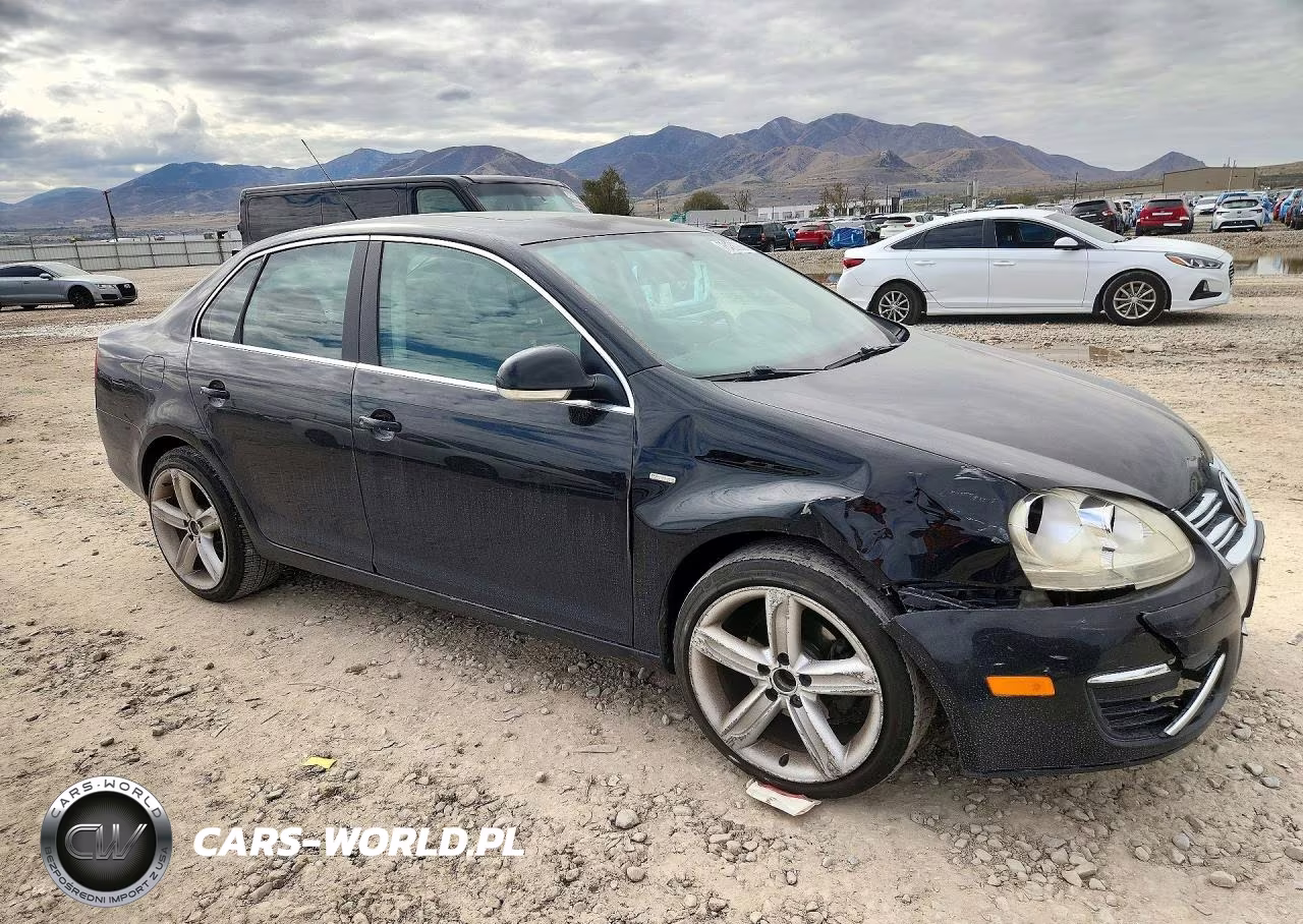 2007 Volkswagen Jetta Wolfsburg VIN:3VWEF71K07M133438 - 4