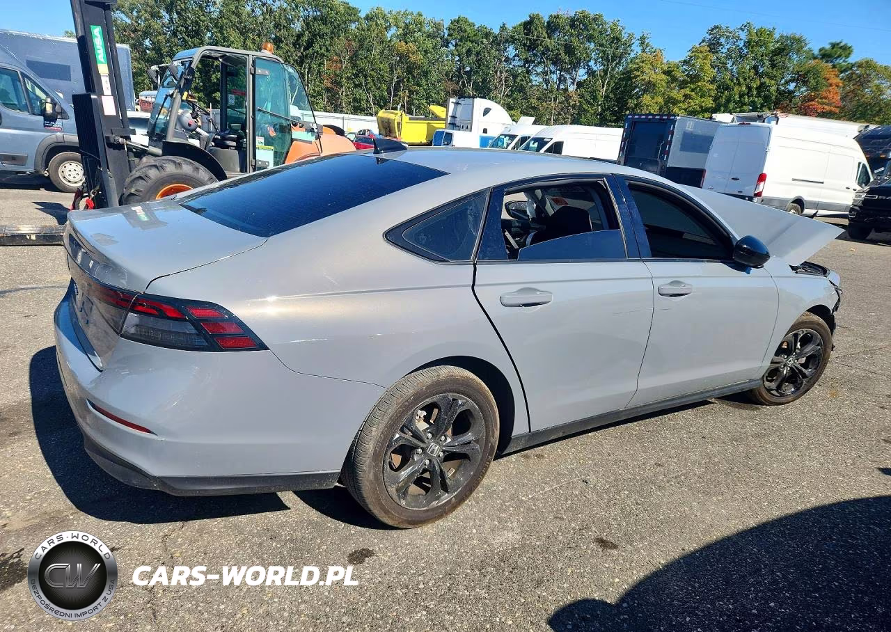 2025 Honda Accord Se VIN:1HGCY1F44SA062750 - 3