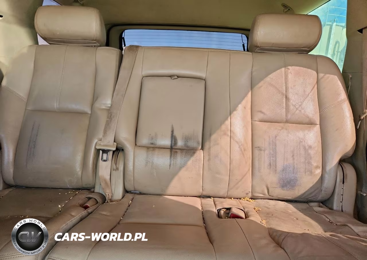 2008 GMC Yukon VIN:1GKFC13088J217891 - 10