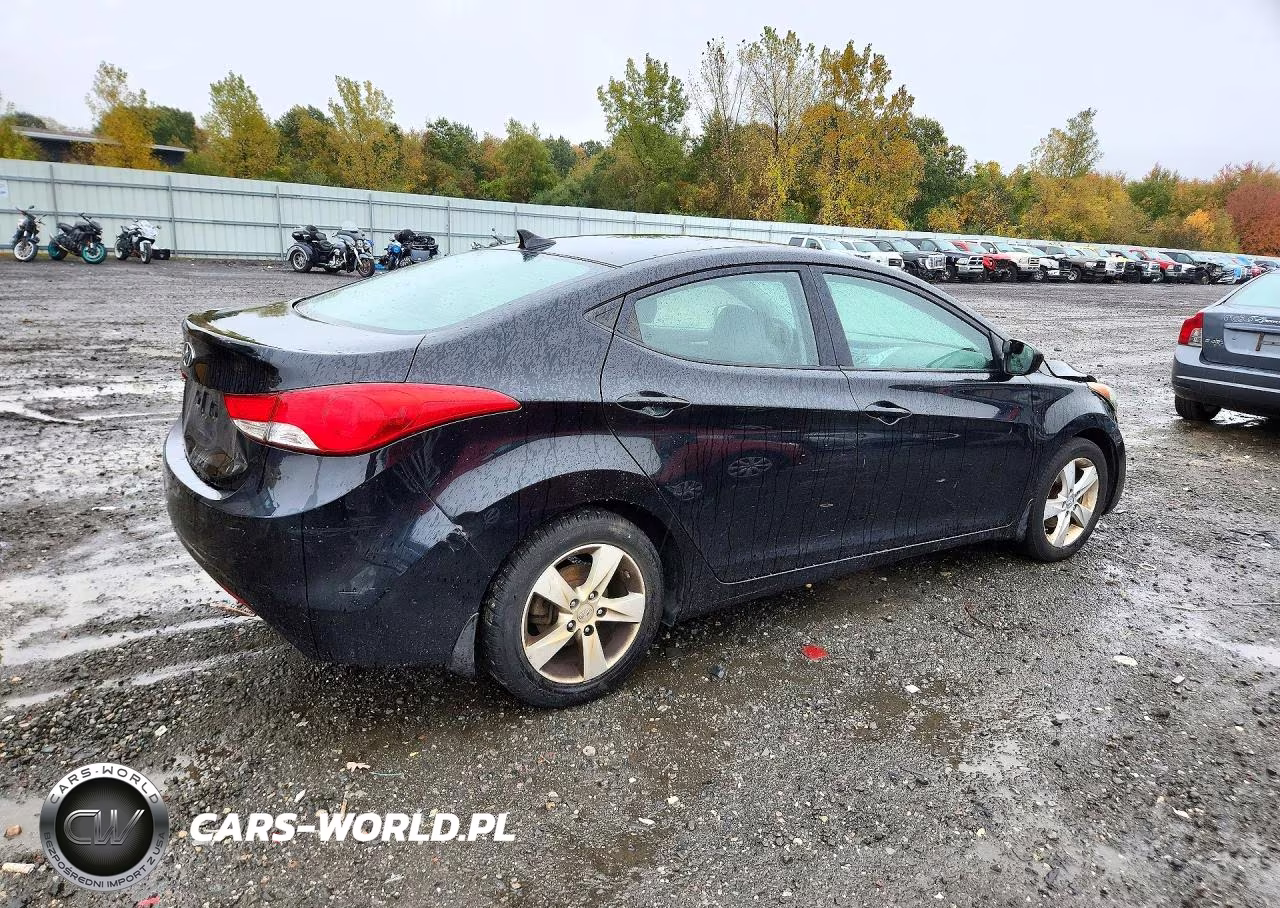 2013 Hyundai Elantra Gls VIN:5NPDH4AE0DH187387 - 3