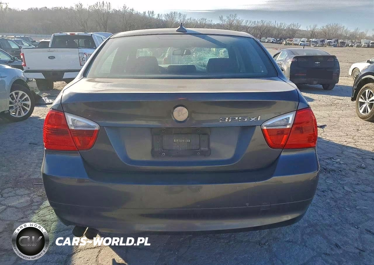 2006 BMW 325 Xi VIN:WBAVD135X6KV05531 - 6