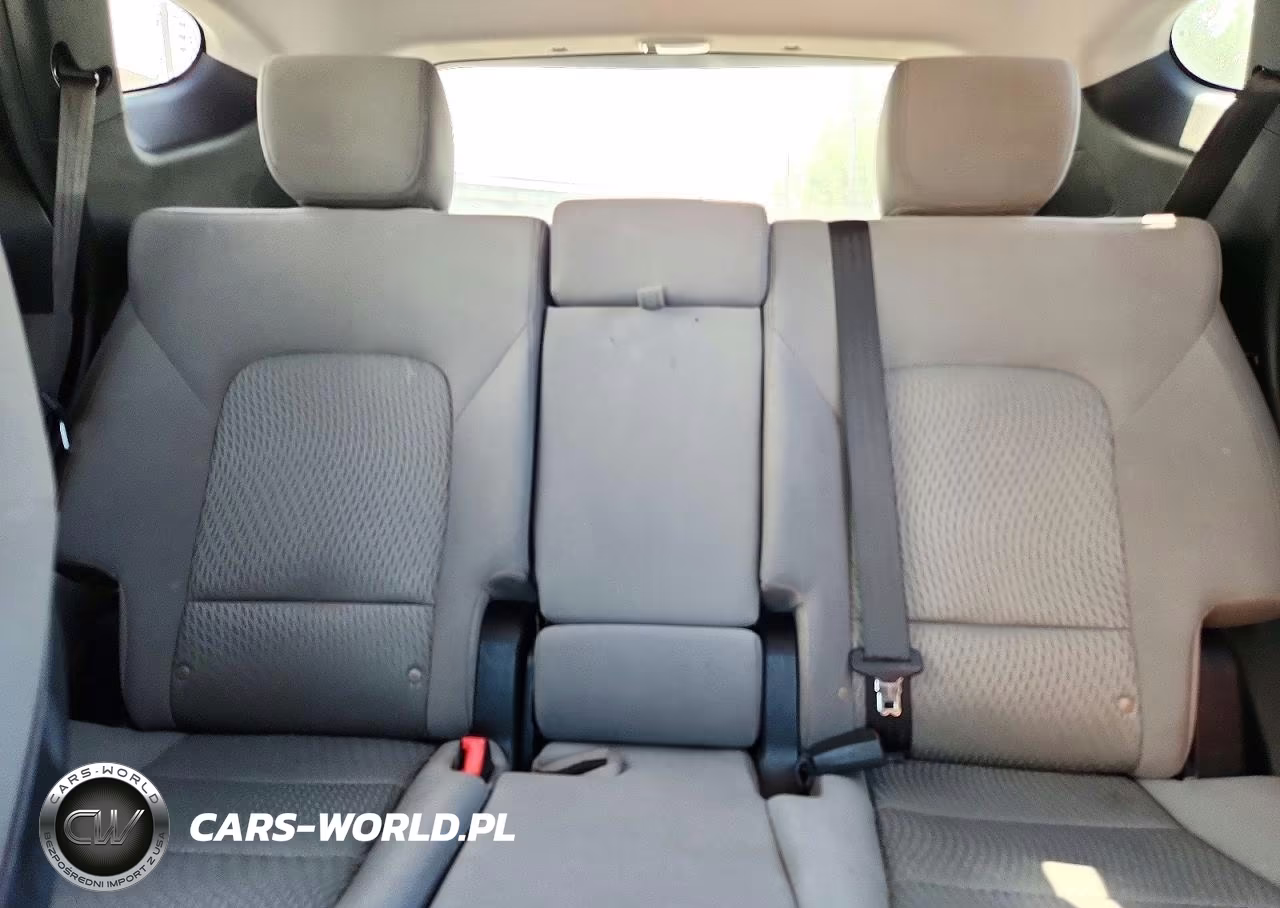 2018 Hyundai Santa Fe Sport 2.4L VIN:5XYZT3LB4JG566106 - 10