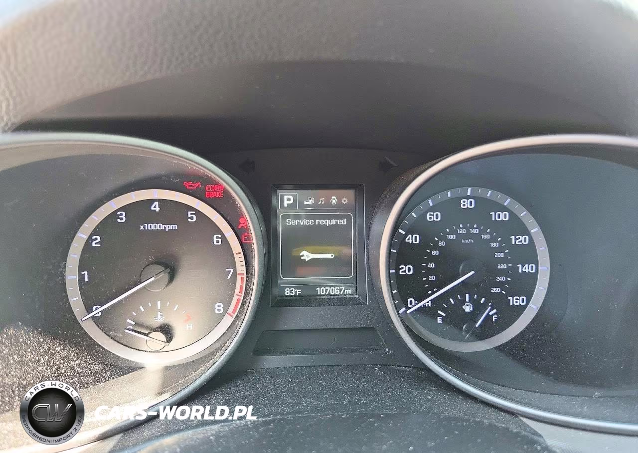 2018 Hyundai Santa Fe Sport 2.4L VIN:5XYZT3LB4JG566106 - 9