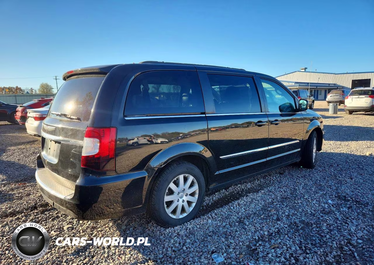 2015 Chrysler Town & Country Touring VIN:2C4RC1BG5FR578723 - 3
