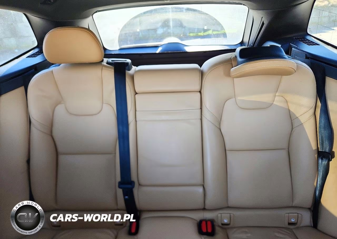 2018 Volvo Xc60 T8 Inscription VIN:YV4BR0DL8J1027099 - 10
