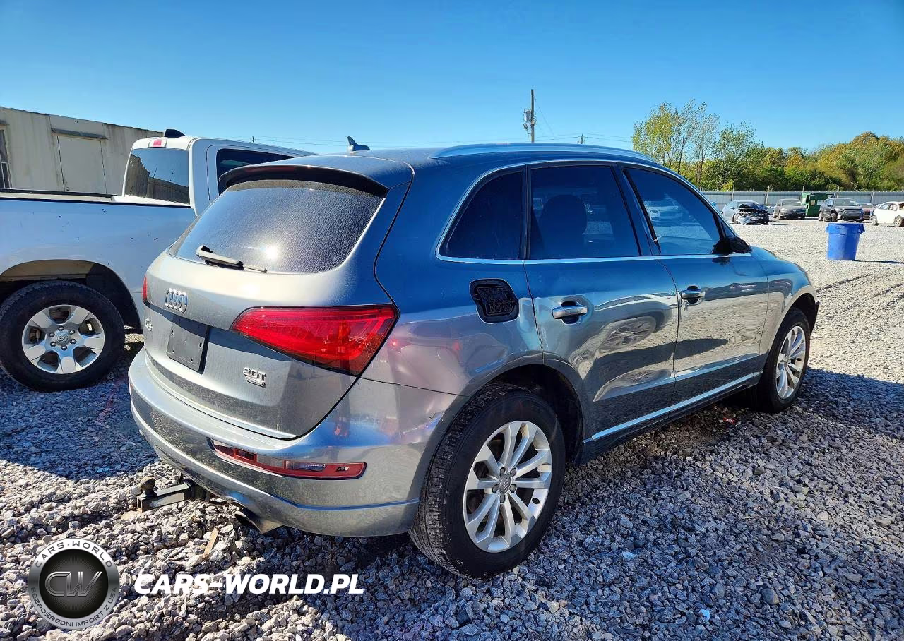 2015 Audi Q5 Premium VIN:WA1CFAFP6FA115589 - 3