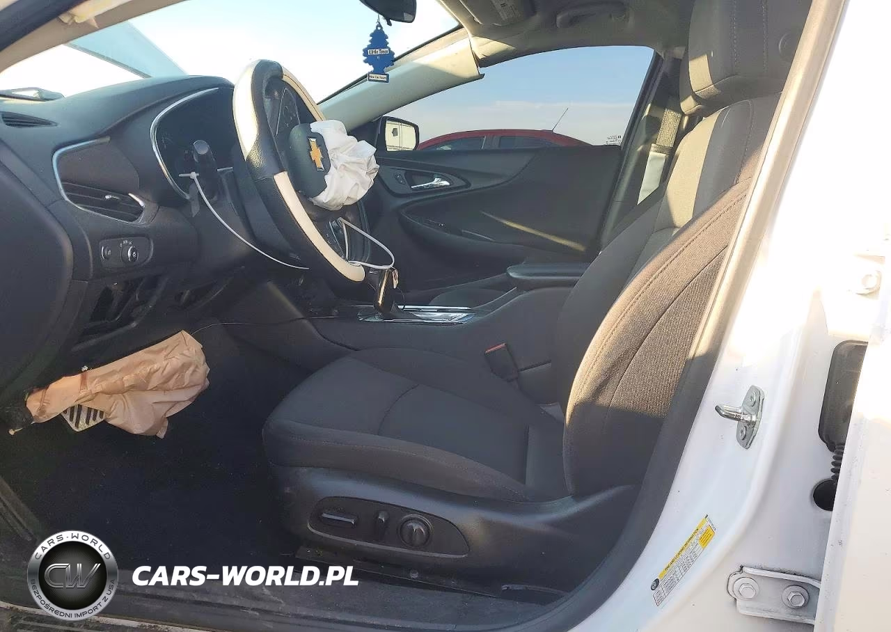 2019 Chevrolet Malibu Lt VIN:1G1ZD5ST4KF114186 - 7