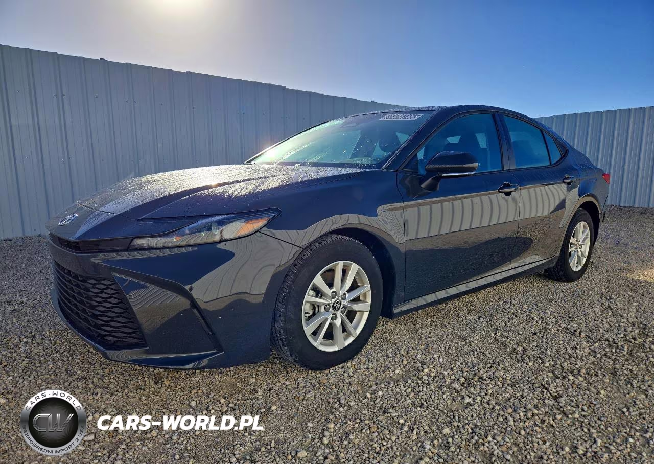 2026 Toyota Camry Le – zdjęcie 1 z 12