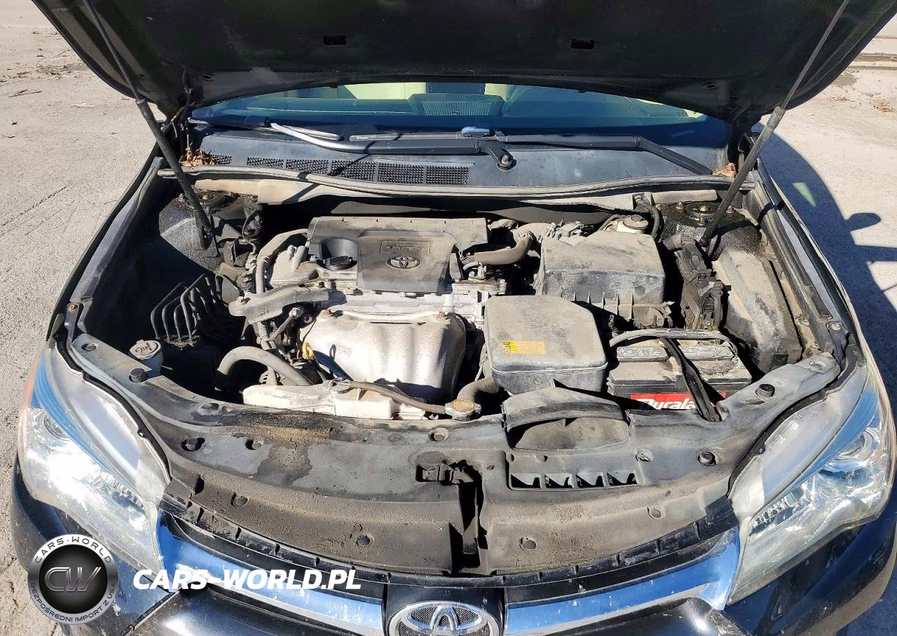 2015 Toyota Camry Le VIN:4T4BF1FK2FR445932 - 11