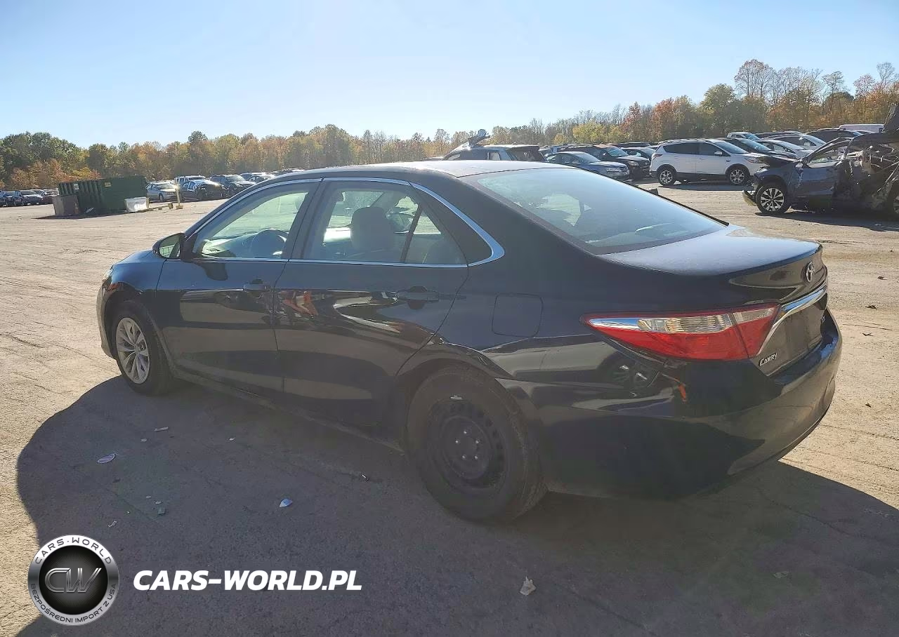2015 Toyota Camry Le VIN:4T4BF1FK2FR445932 - 2