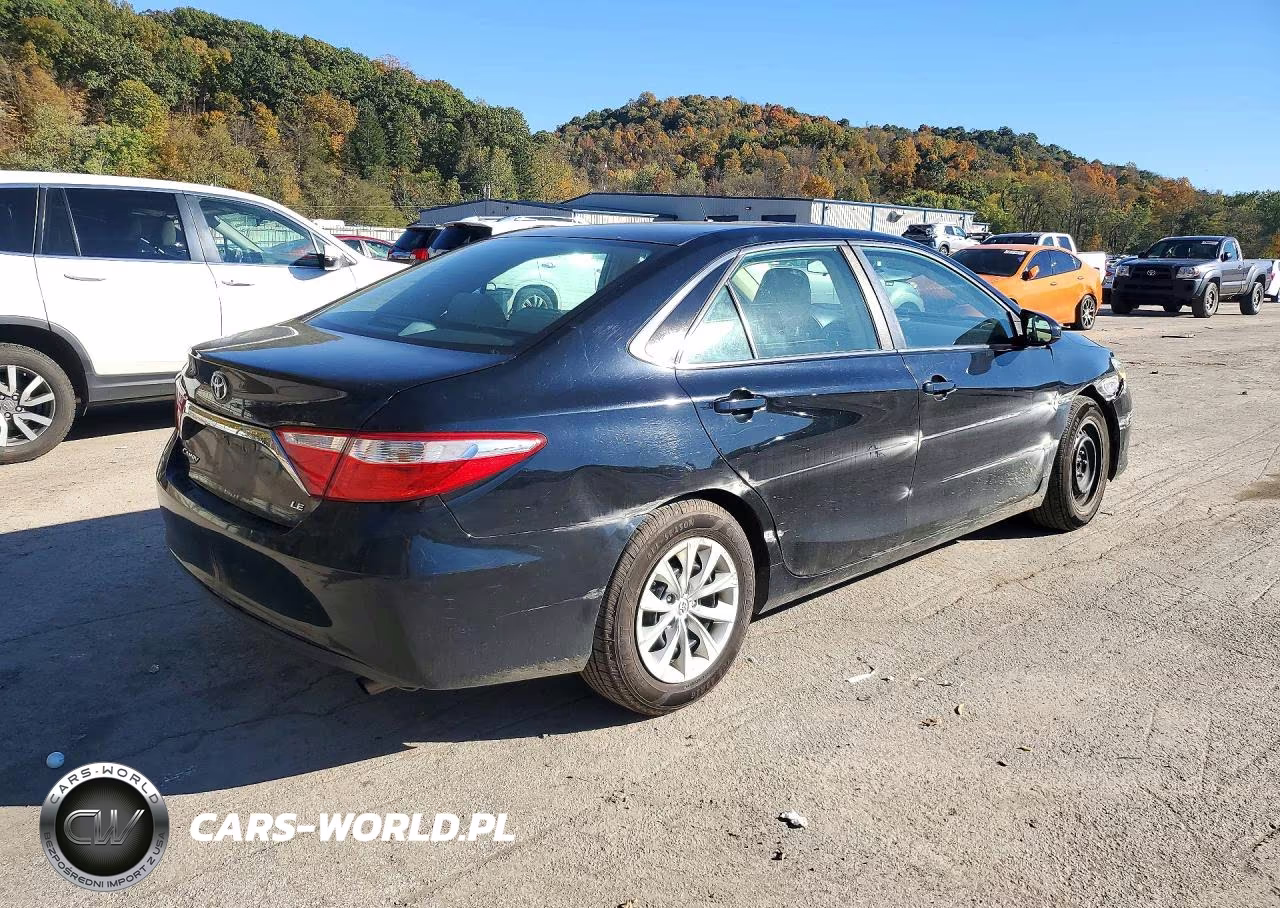 2015 Toyota Camry Le VIN:4T4BF1FK2FR445932 - 3